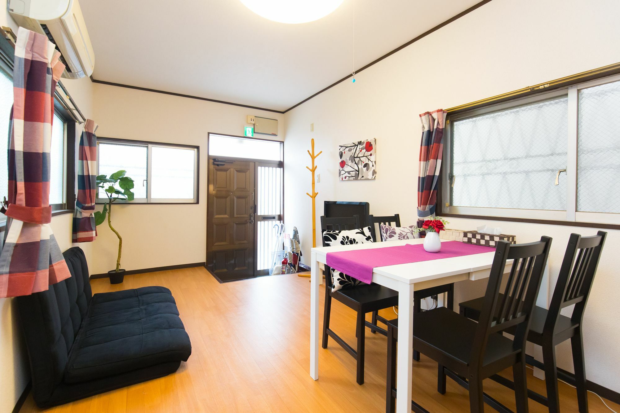 Urban House Shin-Osaka North Apartment Exterior photo